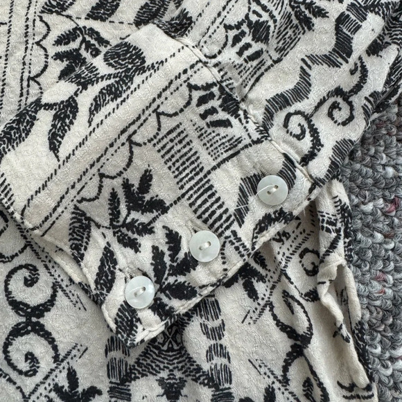 Free People Mia Tunic Cream and Black Aztec Bohemian Top Small Womens - Picture 7 of 9